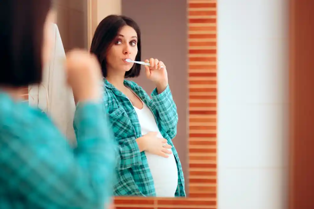 Hamilelikte Diş Sağlığı: Anne ve Bebek İçin Önemli Bilgiler